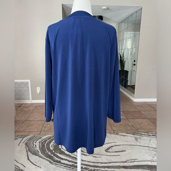 Banana Republic Woman’s 3/4 Sleeves V-neck Top Blouse - Picture 2 of 11